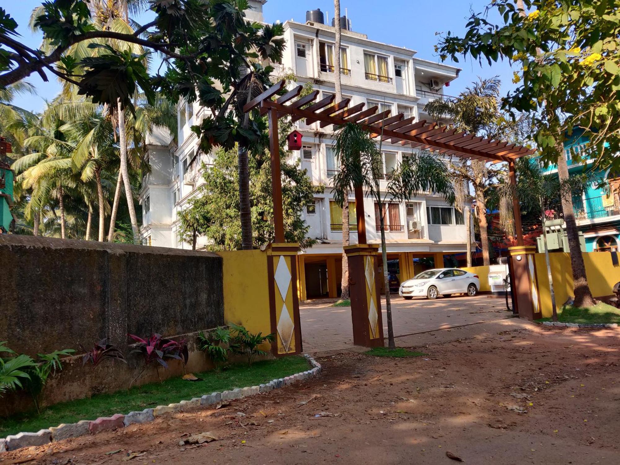 Luxury 2Bhk Apartment Near Calangute Baga Beach With Pool Exterior foto